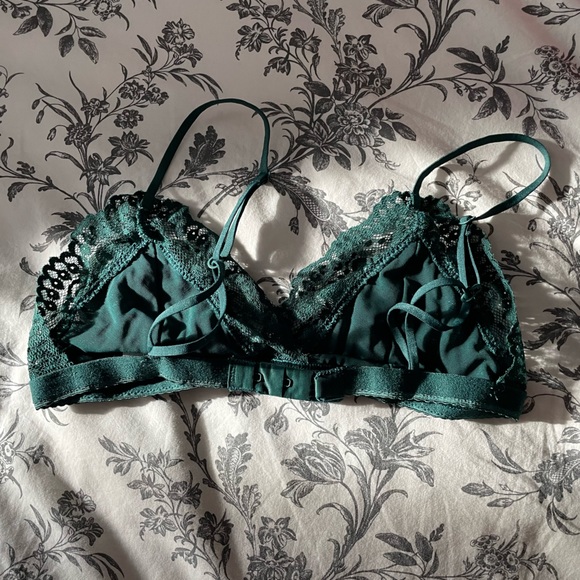 Aritzia x Talula bralette - Picture 2 of 3